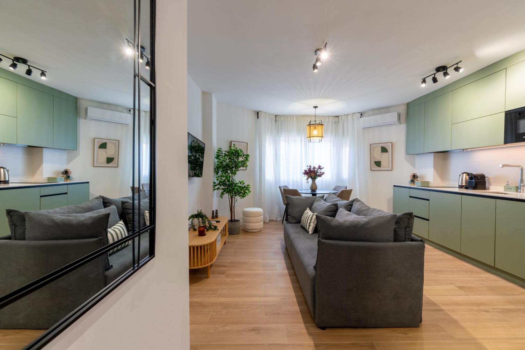 Diseno Y Comodidad En Bami Seville Ngoại thất bức ảnh